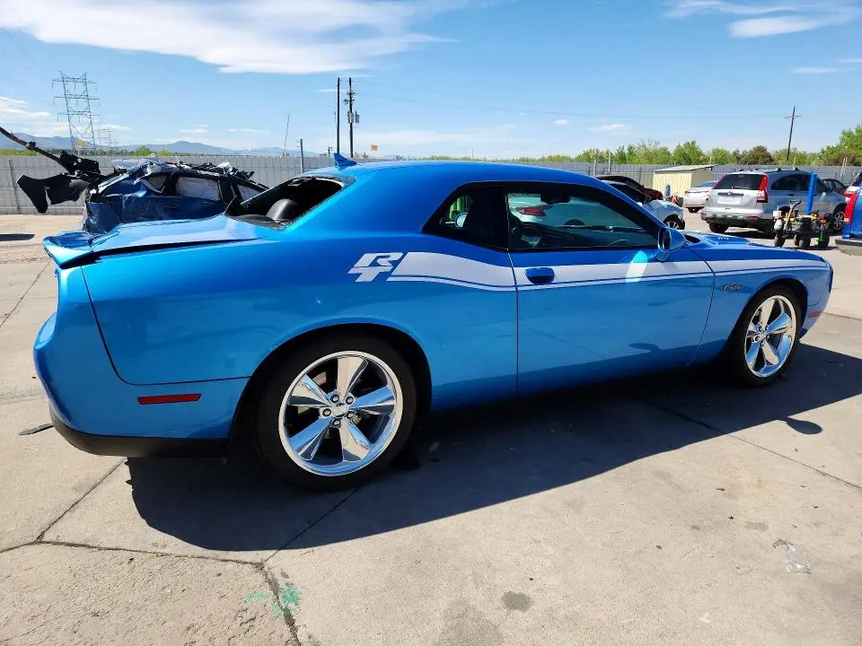 2015 DODGE CHALLENGER SXT PLUS  