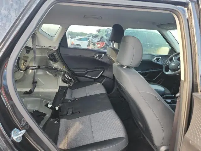 2020 KIA SOUL S  
