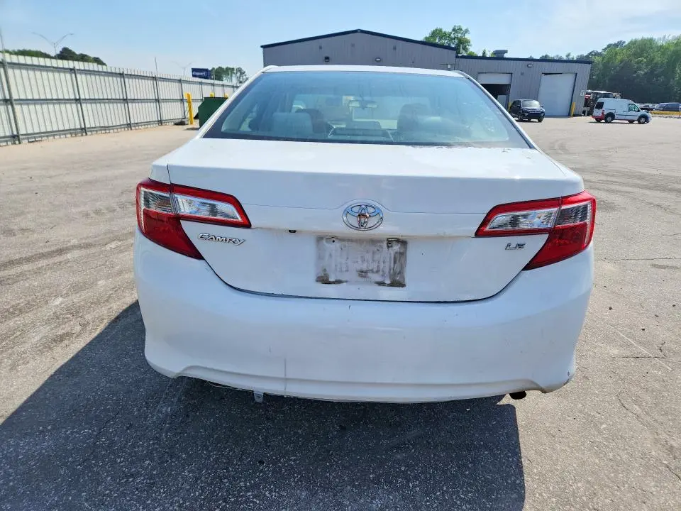 2014 TOYOTA CAMRY   