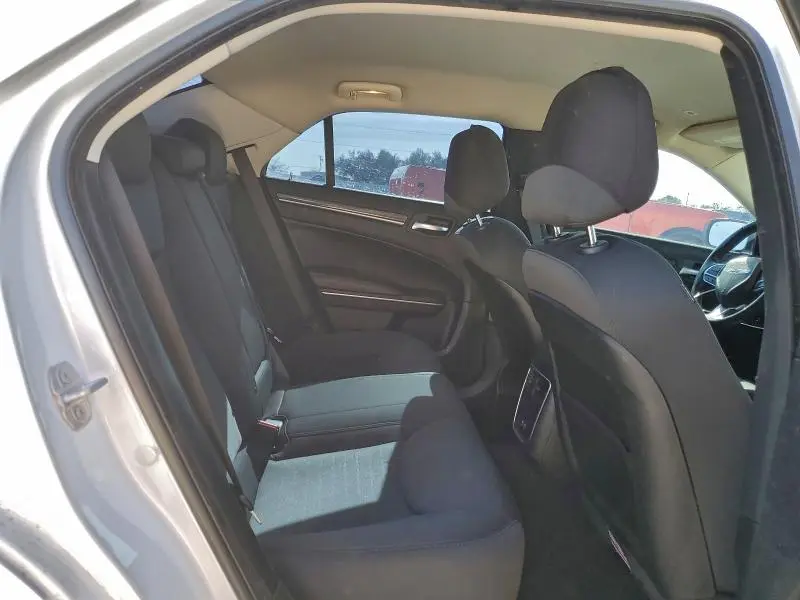 2019 CHRYSLER 300 TOURING  