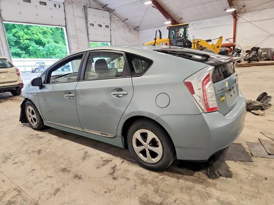 2014 TOYOTA PRIUS TWO  