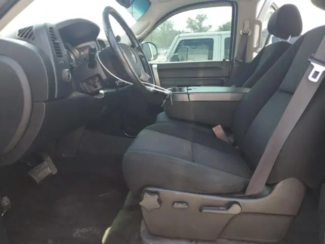 2011 CHEVROLET SILVERADO K1500 LT  