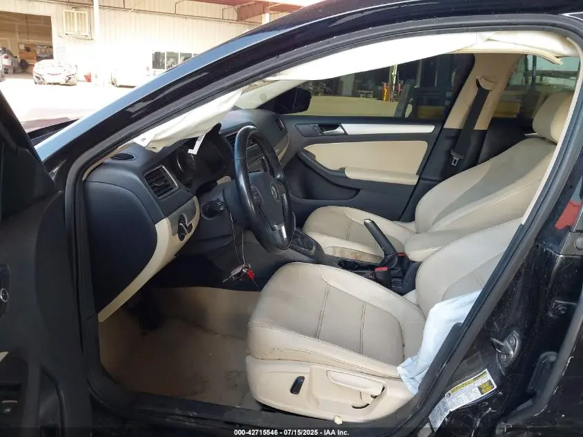 2014 VOLKSWAGEN JETTA 1.8T SE