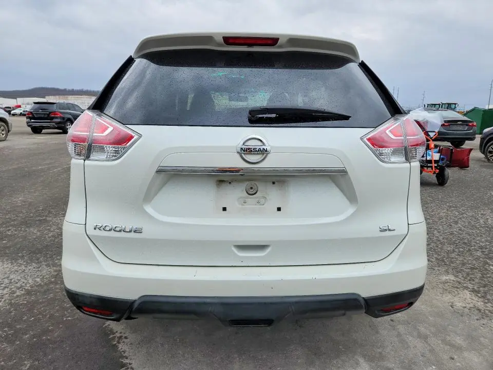 2016 NISSAN ROGUE SL  