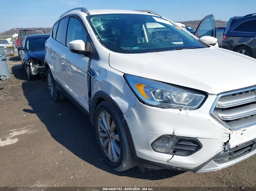 2017 FORD ESCAPE TITANIUM