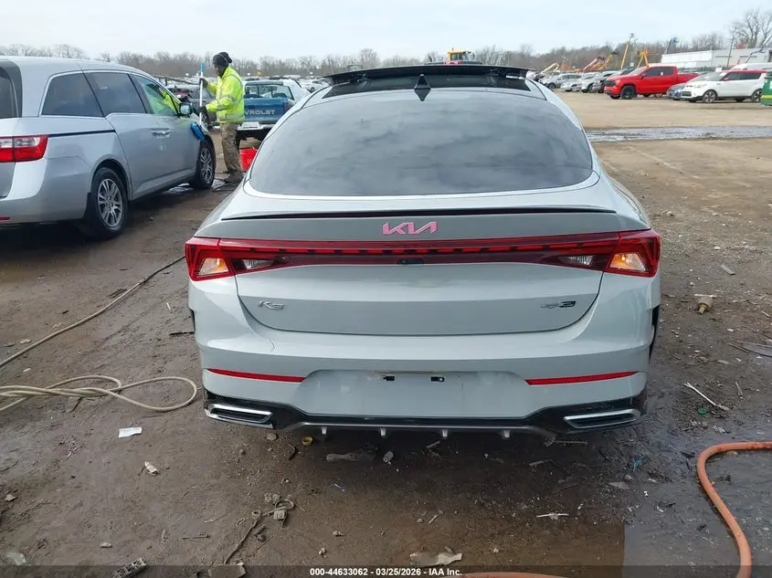 2022 KIA K5 GT-LINE