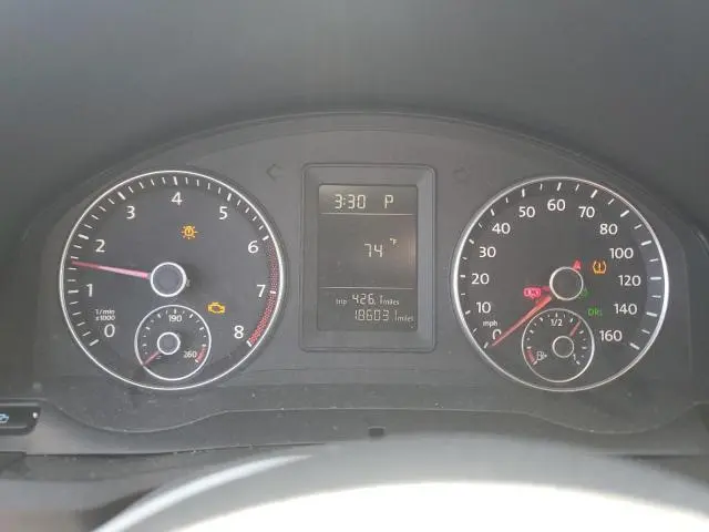 2010 VOLKSWAGEN JETTA SE  