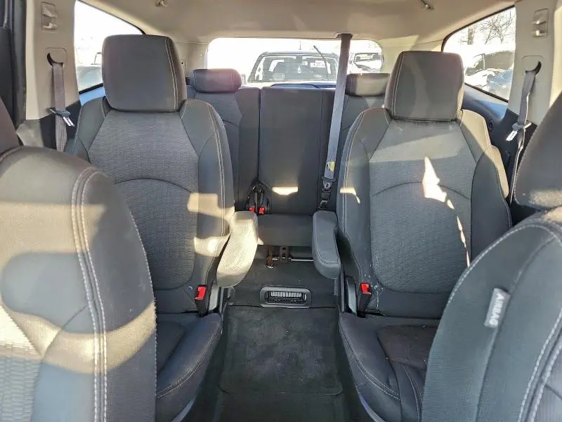 2013 CHEVROLET TRAVERSE LT  