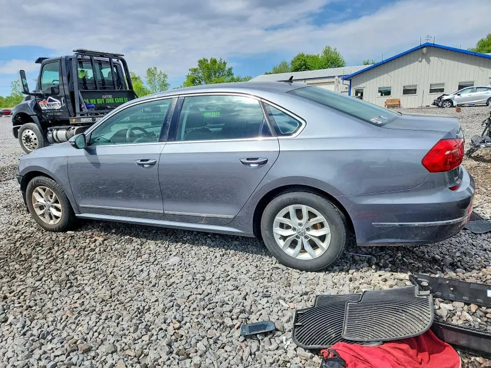 2016 VOLKSWAGEN PASSAT S  