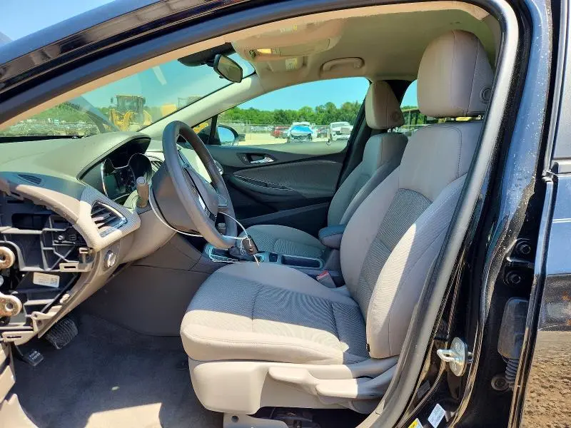 2016 CHEVROLET CRUZE LS  