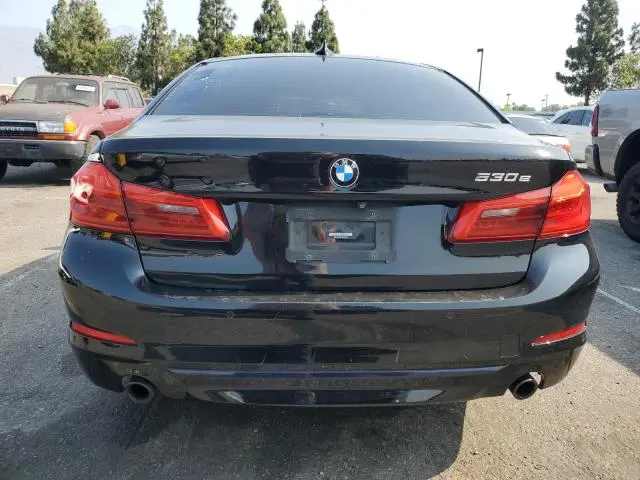 2019 BMW 530E   