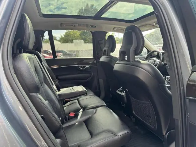 2016 VOLVO XC90 T6  
