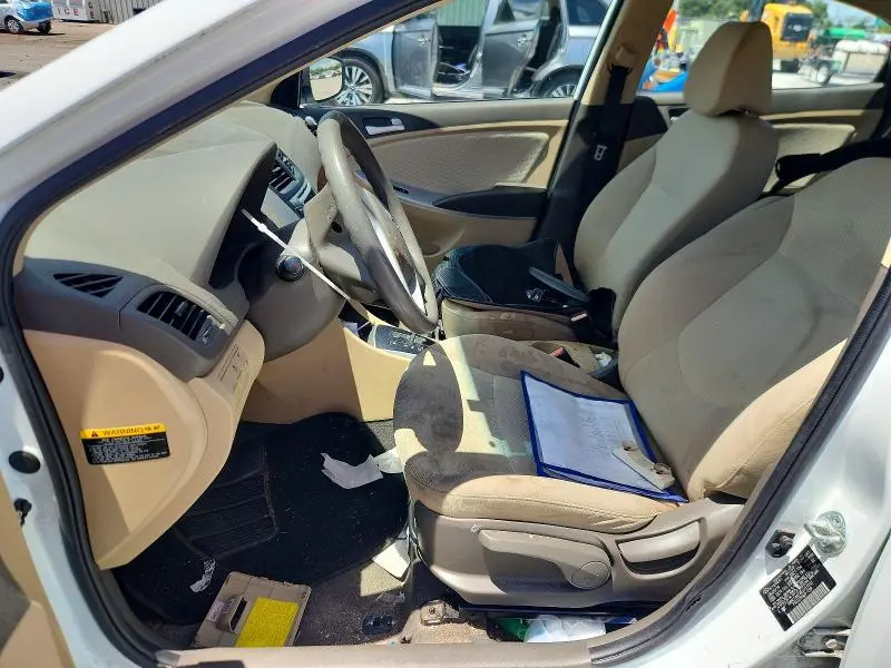 2014 HYUNDAI ACCENT GLS  