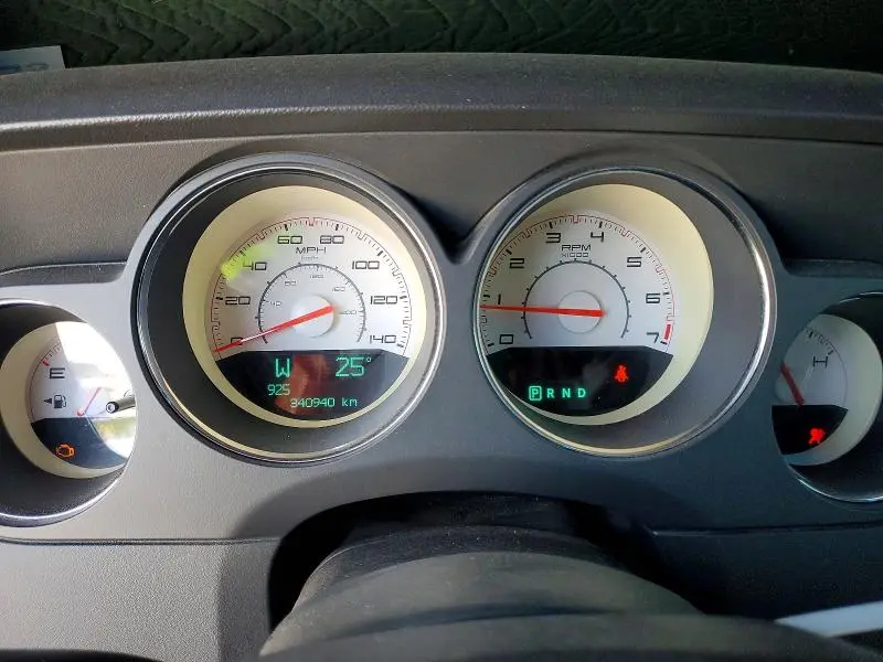 2012 DODGE CHALLENGER SXT  