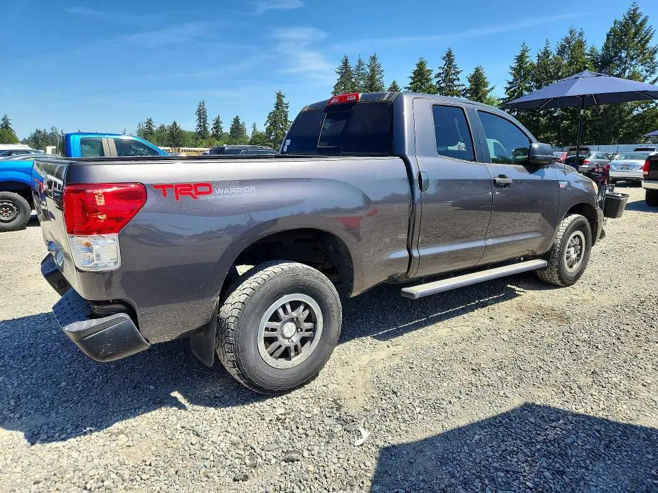 2012 TOYOTA TUNDRA DOUBLE CAB SR5  