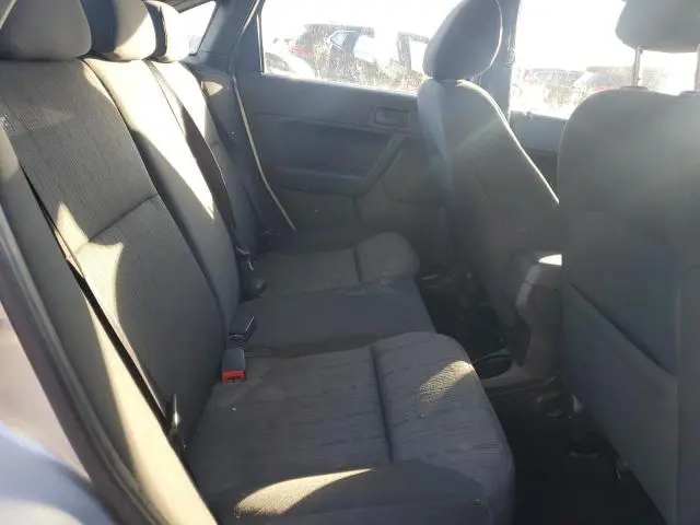 2010 FORD FOCUS SE  