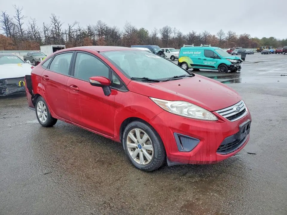 2013 FORD FIESTA SE  