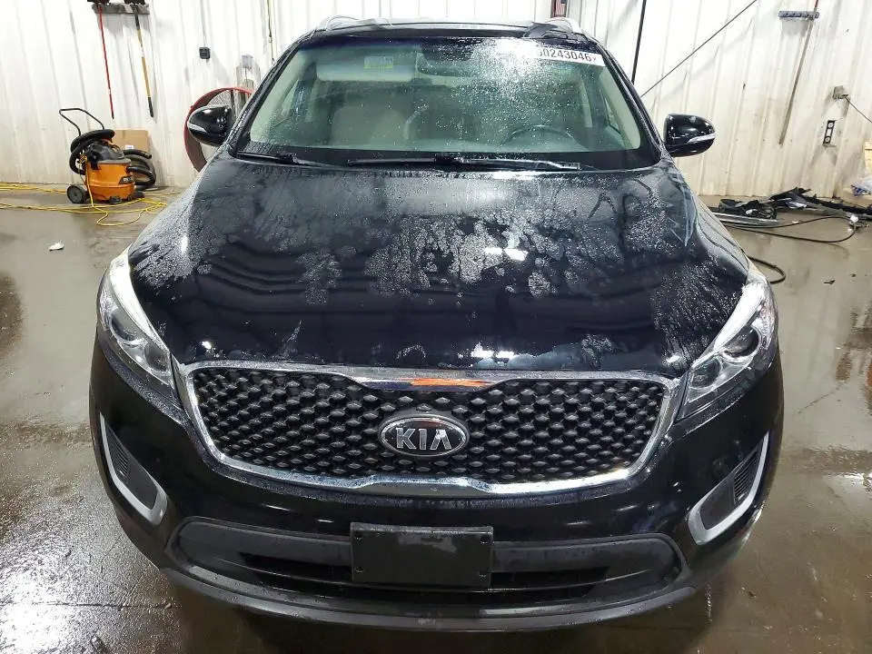 2018 KIA SORENTO LX V6  