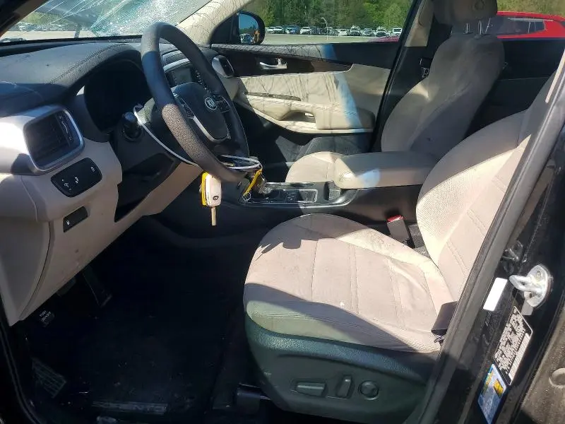 2019 KIA SORENTO LX V6  
