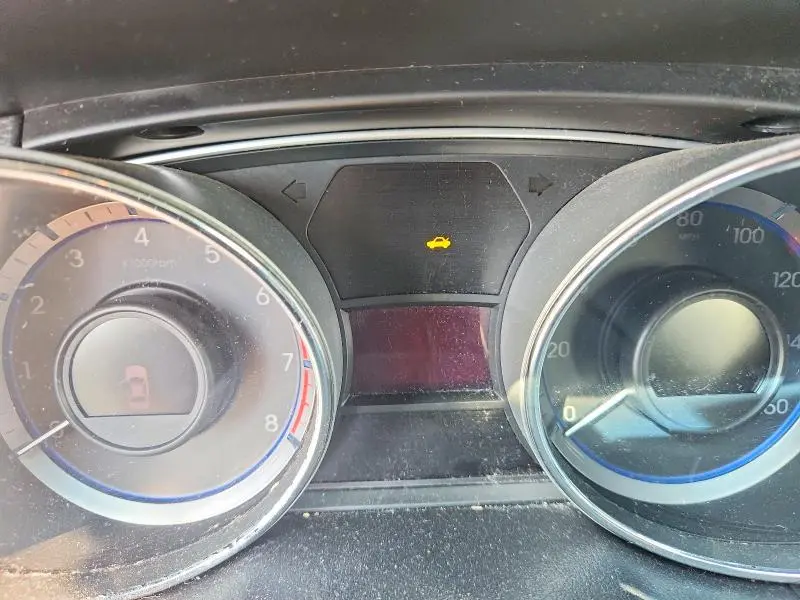 2014 HYUNDAI SONATA GLS  