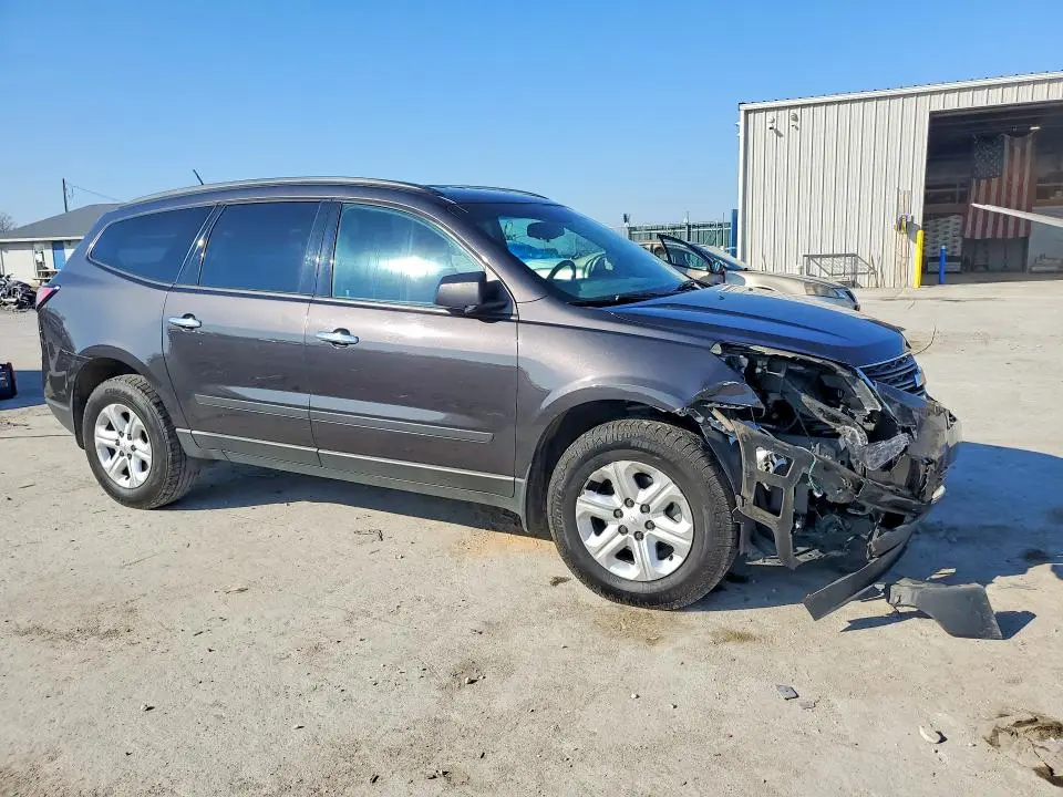 2016 CHEVROLET TRAVERSE LS  
