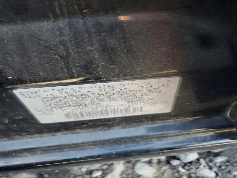 2021 NISSAN VERSA S  