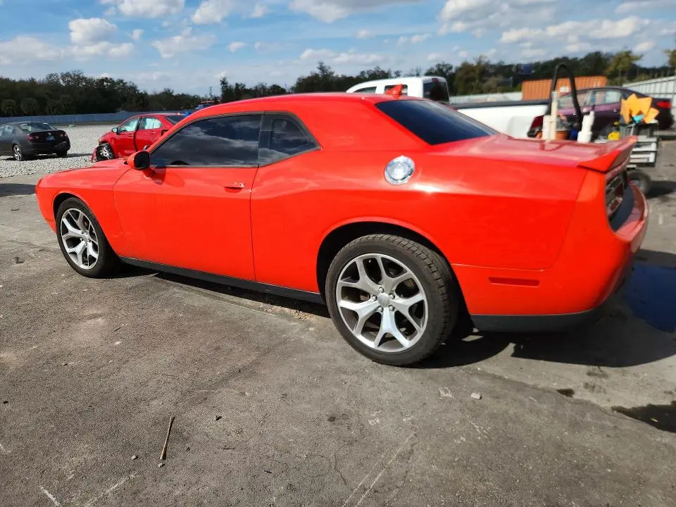 2016 DODGE CHALLENGER SXT  