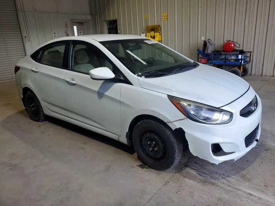 2013 HYUNDAI ACCENT GLS  