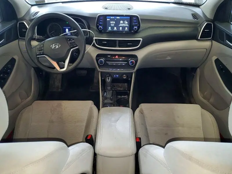 2019 HYUNDAI TUCSON SE  
