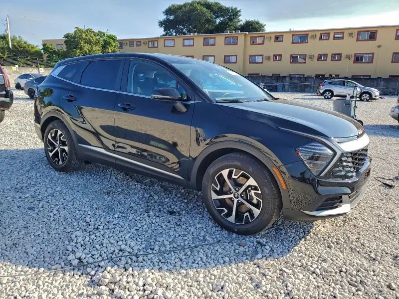 2024 KIA SPORTAGE EX  