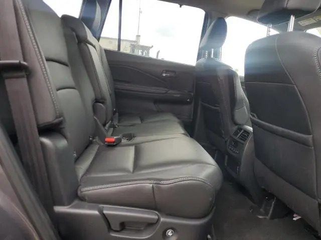 2022 HONDA PILOT SE