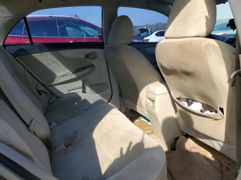 2013 TOYOTA COROLLA BASE  