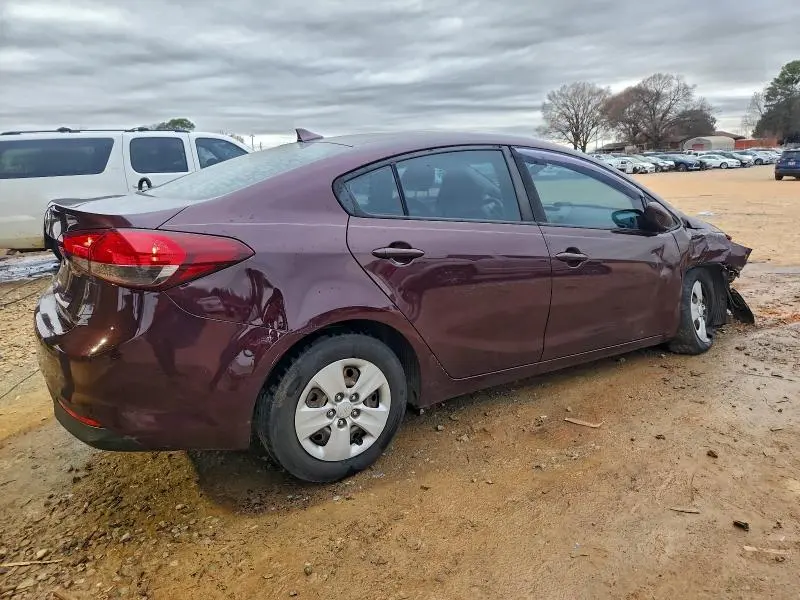 2017 KIA FORTE LX  