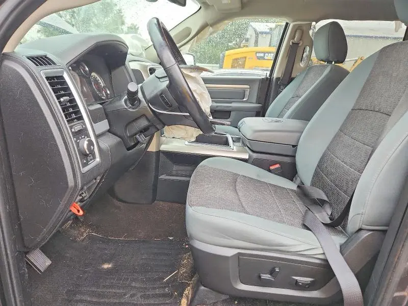 2014 RAM 1500 SLT  