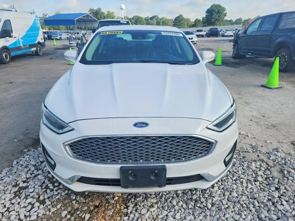 2019 FORD FUSION TITANIUM  