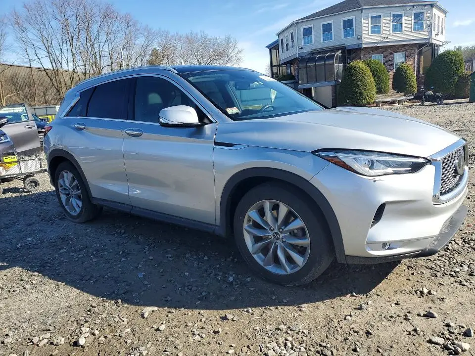 2019 INFINITI QX50 LUXE  