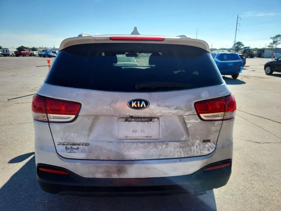 2018 KIA SORENTO LX  