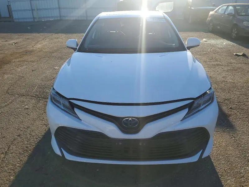 2019 TOYOTA CAMRY LE  