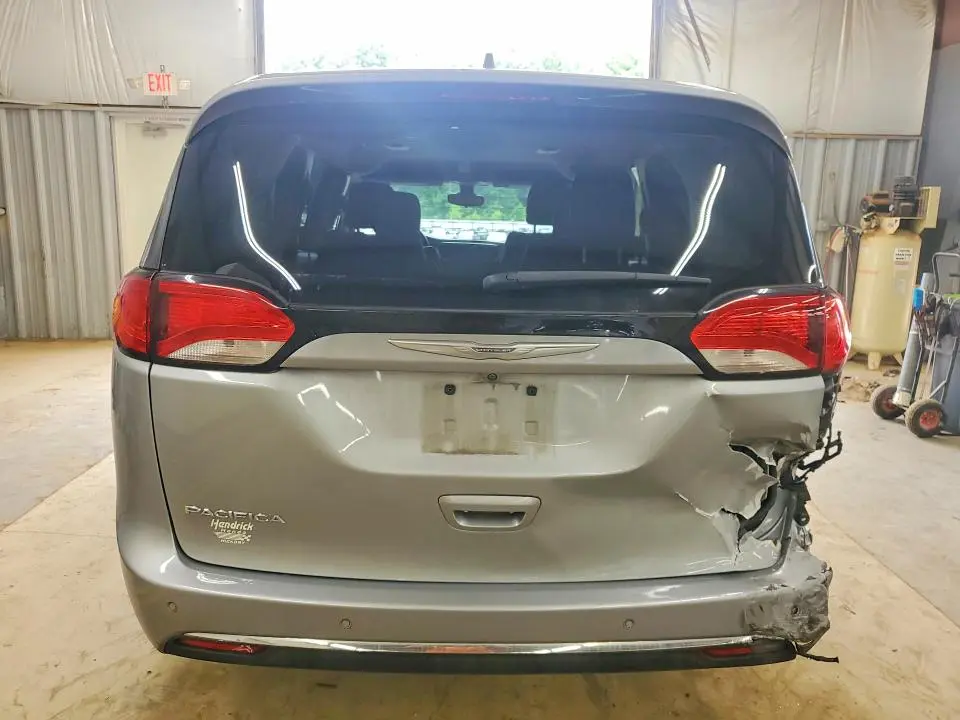2017 CHRYSLER PACIFICA TOURING L  