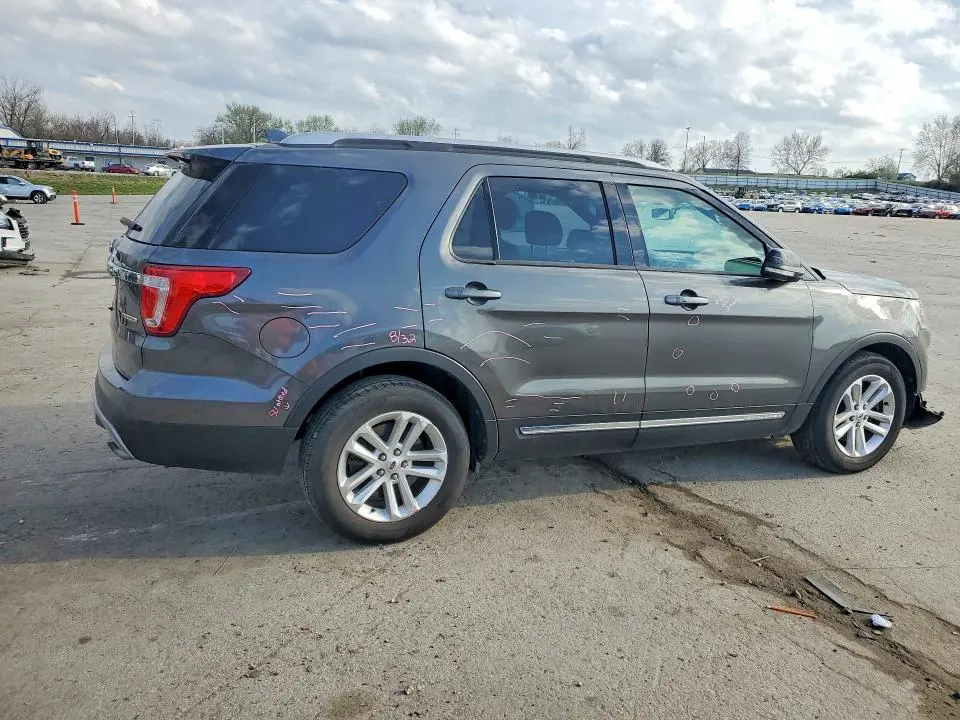 2016 FORD EXPLORER XLT  