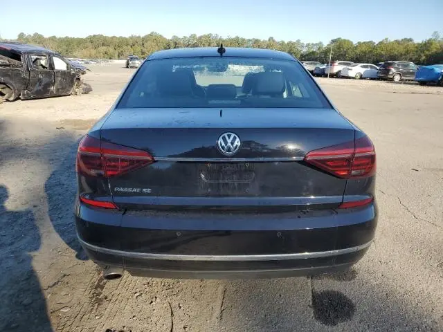 2018 VOLKSWAGEN PASSAT SE  