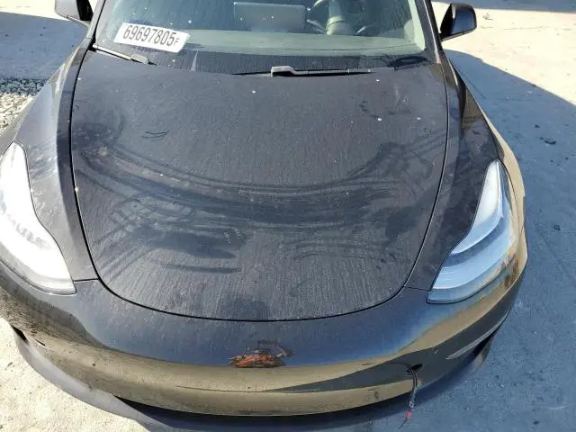 2018 TESLA MODEL 3   
