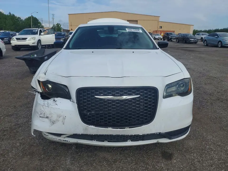 2018 CHRYSLER 300 TOURING  