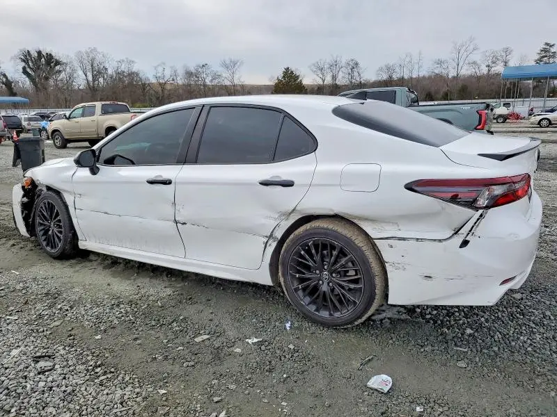 2022 TOYOTA CAMRY   