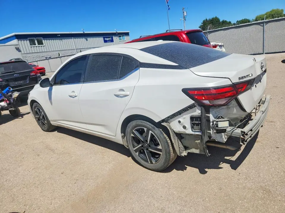 2024 NISSAN SENTRA SV  