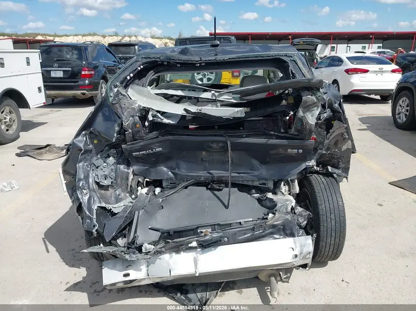 2014 TOYOTA PRIUS THREE