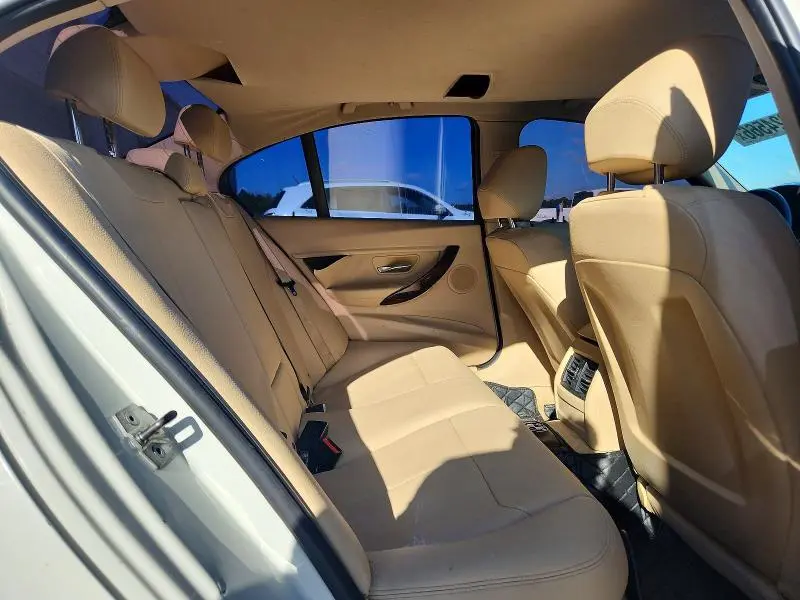 2014 BMW 320 I  
