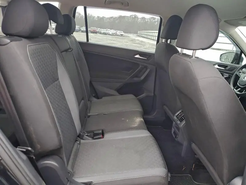 2021 VOLKSWAGEN TIGUAN S  