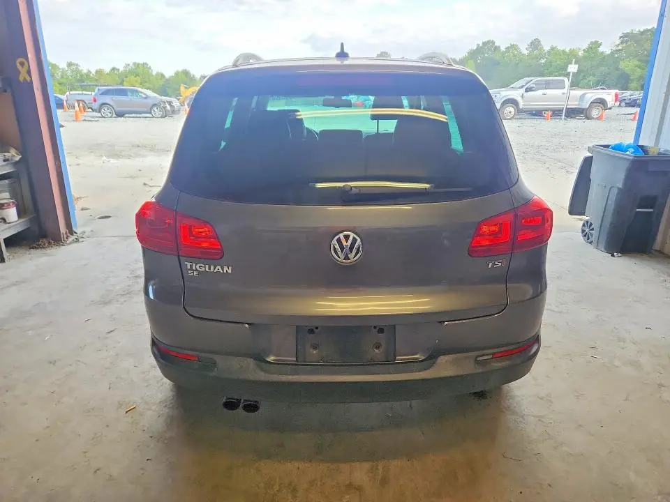 2016 VOLKSWAGEN TIGUAN S  