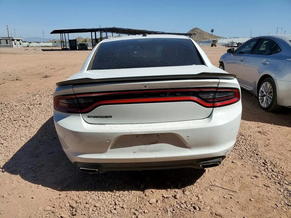 2020 DODGE CHARGER SXT  